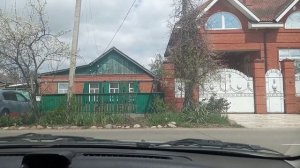 Развороты  с использованием прилегающей территории в не перекрестка и в узком пространстве.