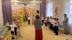 Выступление оркестра подготовительной группы на осеннем утреннике