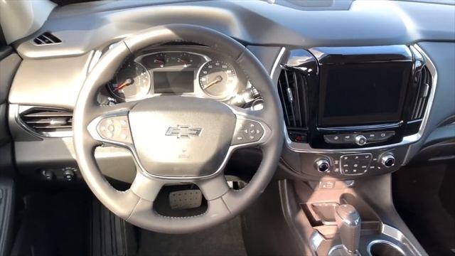 2020 Chevrolet Traverse RS: Start up & Review смотреть онлайн