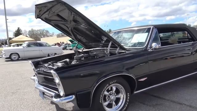 "ТОП-РАДИО+" - Эфир №9: РЕТРО-АВТОМОБИЛИ в США, аллюзии и футуризм, и МУЗЫКА ДЛЯ ДРУЗЕЙ! смотреть онлайн