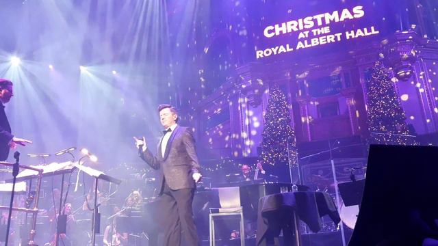 @RickAstleyYT They Cant Take That Away From Me, Royal Albert Hall смотреть онлайн
