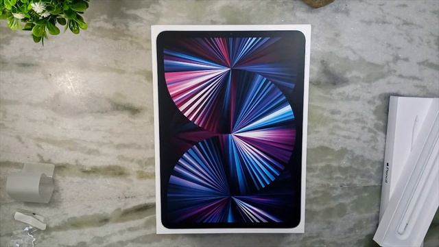 Apple M1 iPad Pro 2021 Unboxing +Accessories