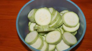Жареные кабачки с соусом Терияки