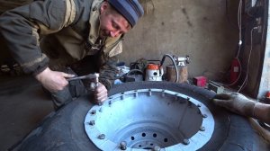 гараж 18+ обычный день в гараже, готовим газ 66 поездке на зимовье