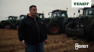 Одновременная работа пяти тракторов Fendt в поле