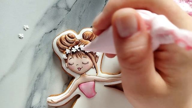 Пряник балерина с объемной мастичной юбкой. Ballerina cookies.  Sugar paste skirt. #icingcookies