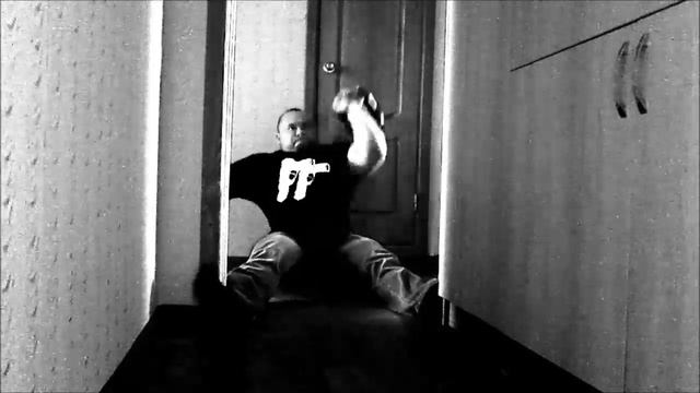 Жим гири 32 кг на 28 раз сидя - Ламонов Владимир. Жим гири 32 кг на 28 раз смотреть онлайн