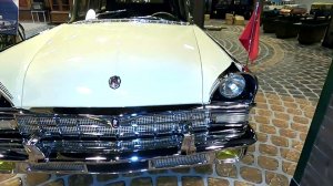 "Новый" ЗИЛ-111 рожденный в начале 60-ых. Рассматриваем раритет со всех сторон