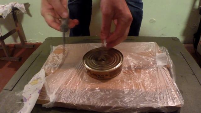 ЛАЙФХАК - КОНСЕРВНАЯ СВЕЧА. КАК СДЕЛАТЬ СВЕЧУ ИЗ КОНСЕРВЫ? [Зомби выживание] смотреть онлайн