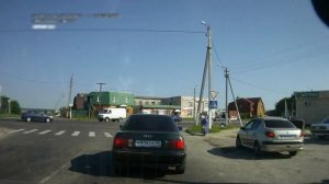 Прикол. Бабка Переходит Дорогу (Российские Видео С Авторегистраторов) // Grandma Crossing The Road