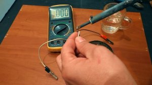 Если опустить батарейку в воду