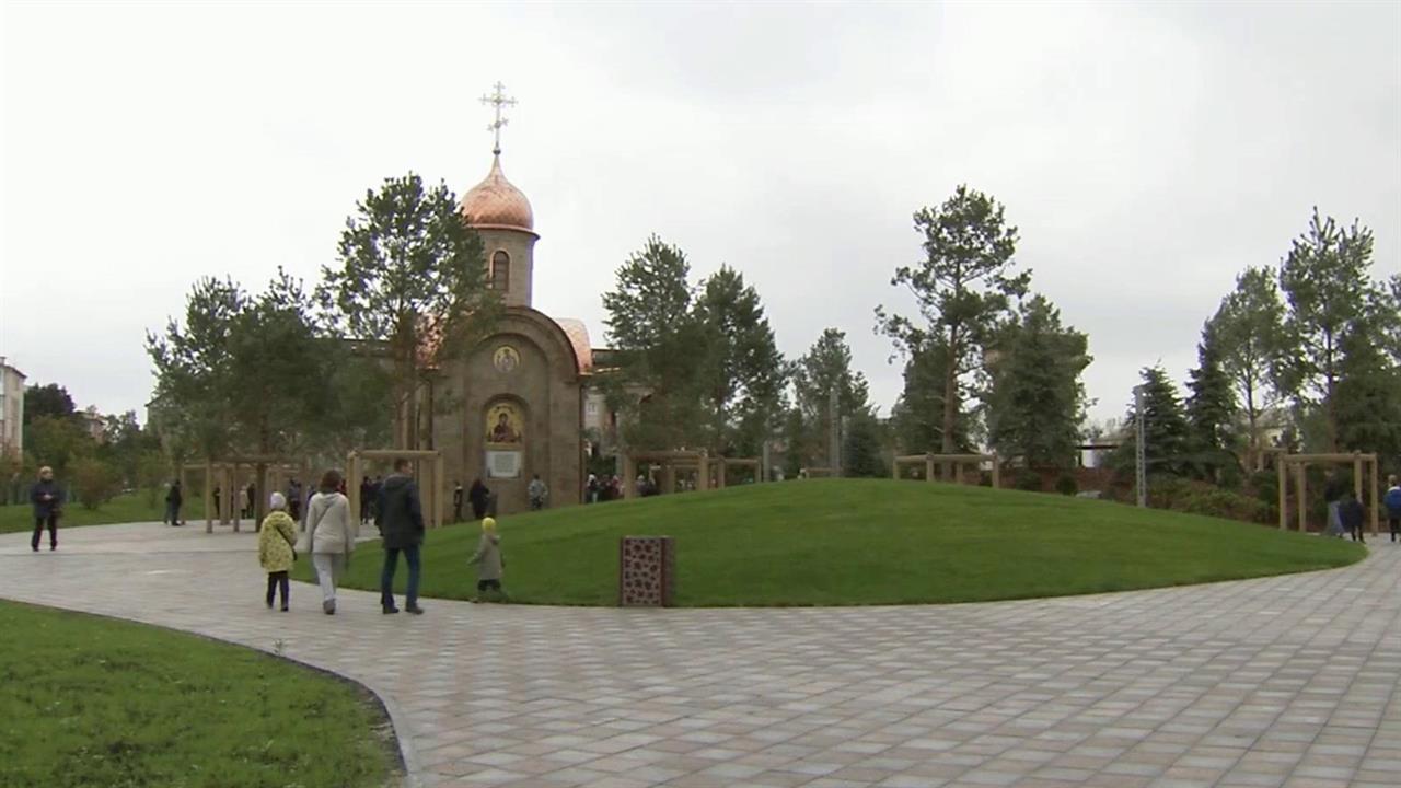 Парк ангелов кемеровская область. Парк ангелов Кемерово Ротонда. Кемерово Ротонда в парке ангелов. Парк ангелов Кемерово Церковь. Сквер памяти Кемерово.