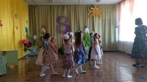 Музыкальная игра "Угадай какое настроение".