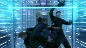 Обитель зла, тот самый момент в комнате с лазерами.