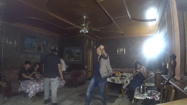 Моя поездка с друзьями в Узбекистан! Чирчик! День первый... смотреть онлайн