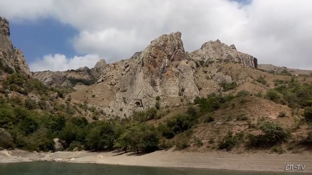 Крым. Зеленогорье. Озеро Панагия