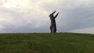 Монумент Тыл фронту в Магнитогорске