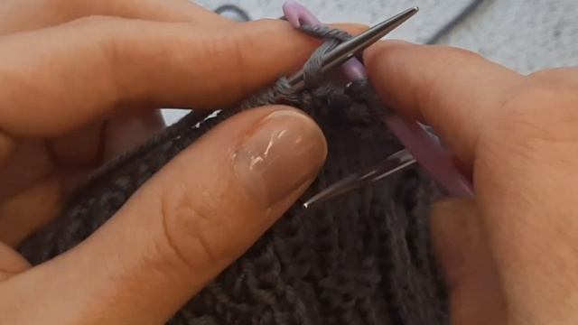 Эластичное закрытие резинки крючком