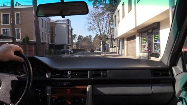 Driving Mercedes benz W-124 300d manual in Jurmala. смотреть онлайн