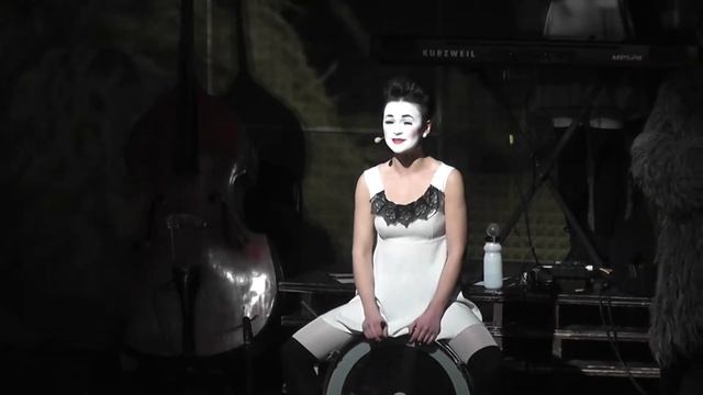 Dakh Daughters Band - Зверь-сорока + Ганнуся + Зазі Дана смотреть онлайн