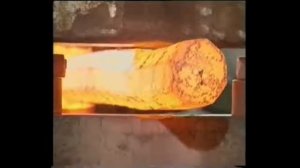 Ковка металла на заводе в Швеции. Залипалово, что не оторваться