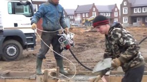Глубинный вибратор для бетона НИБОРИТ ЭПК 1600 в деле - заливка фундамента #tool24