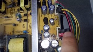 Телевизор AKAI LTA-32N576HCP не включается.