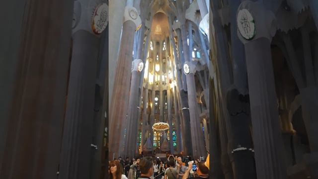Испания/Барселона /Саграда де Фамилия-Храм Святого Семейства/Sagrada Familia/