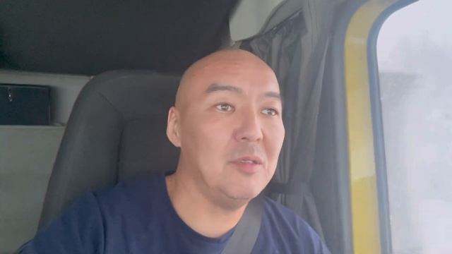 Зачем дальнобойщику соль? Ледяная дорога. смотреть онлайн