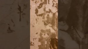 неровные стены в ванной.