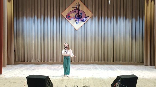 Каютина Виктория (2 класс Эстрадный вокал) - Что меня ждёт смотреть онлайн