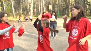 Татарская народная игра "В кругу"