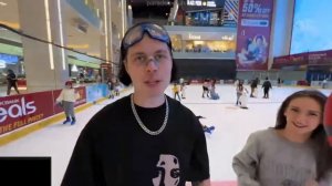 КОНЬКИ В ДУБАЙ!!! ПАРАДЕЕВИЧ И ФРАМЕ ТАЙМЕР КАТАЮТСЯ НА КОНЬКАХ!!!