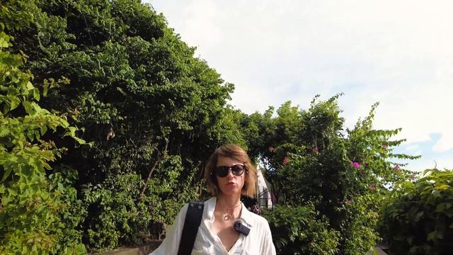 Храм Улувату. Традиции Бали и лучшие виды на океан.