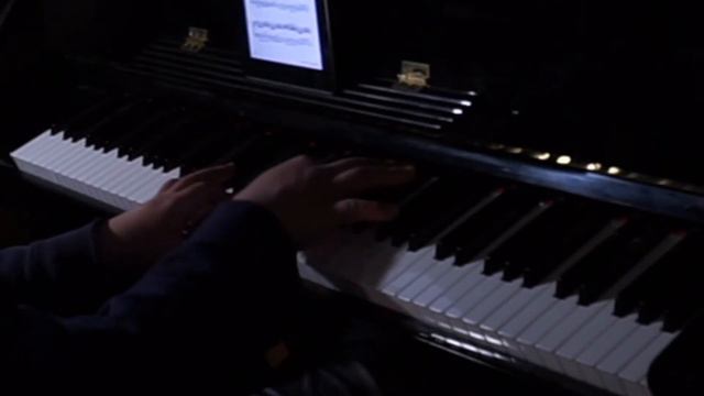River Flows In You - Yiruma - modern day piano classic смотреть онлайн