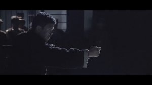 японский Генерал-каратист Миура против трёх кунгфуистов. Ип Ман (2008)