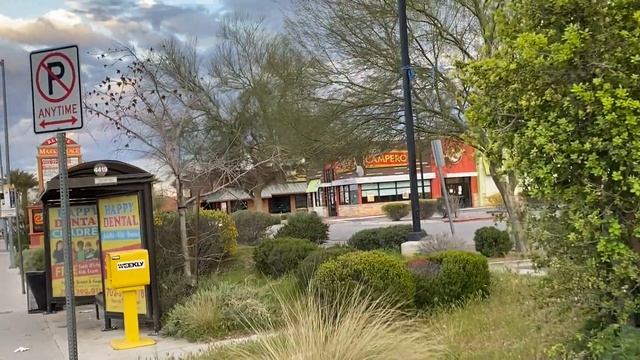 Walking Around North Las Vegas Neighborhood смотреть онлайн