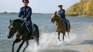 Песня "Под Ветлой прикорнул Есаул Молоденький" Музыка и Слова А Розенбаума"