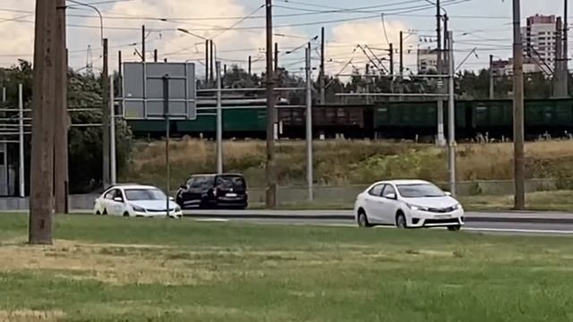 Ласточка у ст. Дачное и товарный у Ладожского вокзала смотреть онлайн