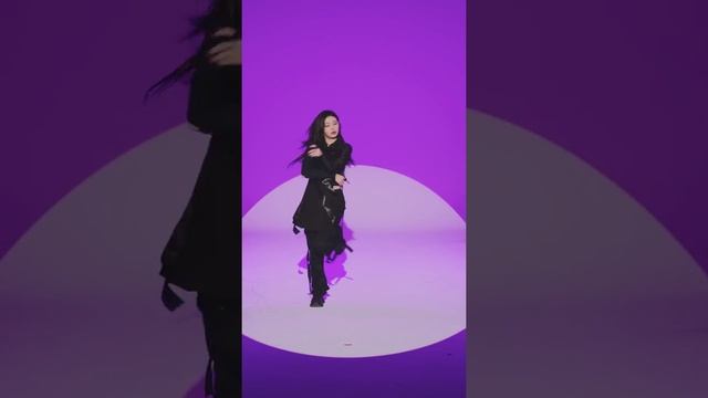 [스폿라이트] 이런 (YIREN) ver. EVERGLOW (에버글로우) - FIRST｜Stone PERFORMANCE, Spotlight, Last Melody смотреть онлайн