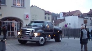 Самый большой серийный авто в мире Форд F 650