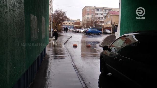 «ПОЛУСФЕРЫ УСТАНОВИЛИ ИЗ-ЗА НЕРАДИВЫХ ВОДИТЕЛЕЙ» смотреть онлайн