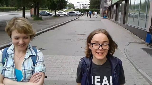 Выход из ДоДо-Пиццы с Таней Турчаниновой и с Руфиной смотреть онлайн