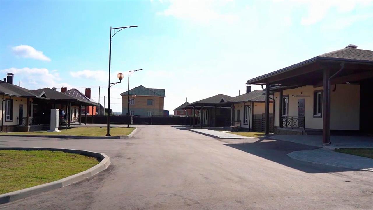 В Тульской области по поручению губернатора опытным врачам предоставляют просторные коттеджи