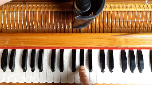 Learning Harmonium No.229 Ahmad Zahir Ziba nigaram  آموزش هارمونیه مکتب احمدظاهر زیبا نگارم به من