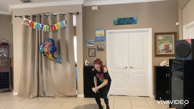 DIGGITY DEE-ZUMBA смотреть онлайн