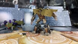 Трансформер игрушки вселенной, озвучку Артем. Мегатрон