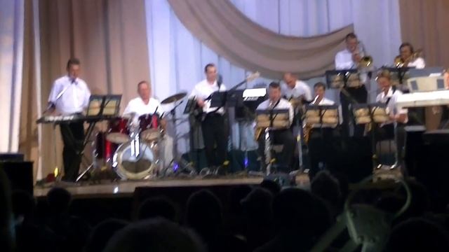 Шансон Хит Бэнд - г. Усть-Катав рук. Е.В.Чепуров. смотреть онлайн