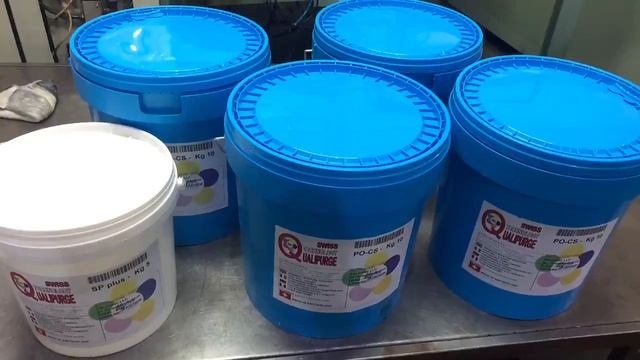 Как очистить машину для выдувной экструзии с помощью Ultra Plast смотреть онлайн