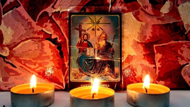 Короткая и очень мощная Старинная Благодарственная Молитва ко Пресвятой Троице. смотреть онлайн